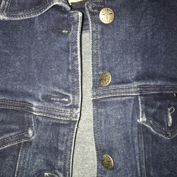 Juniors large dark wash denim jacket. - Picture 2 of 3